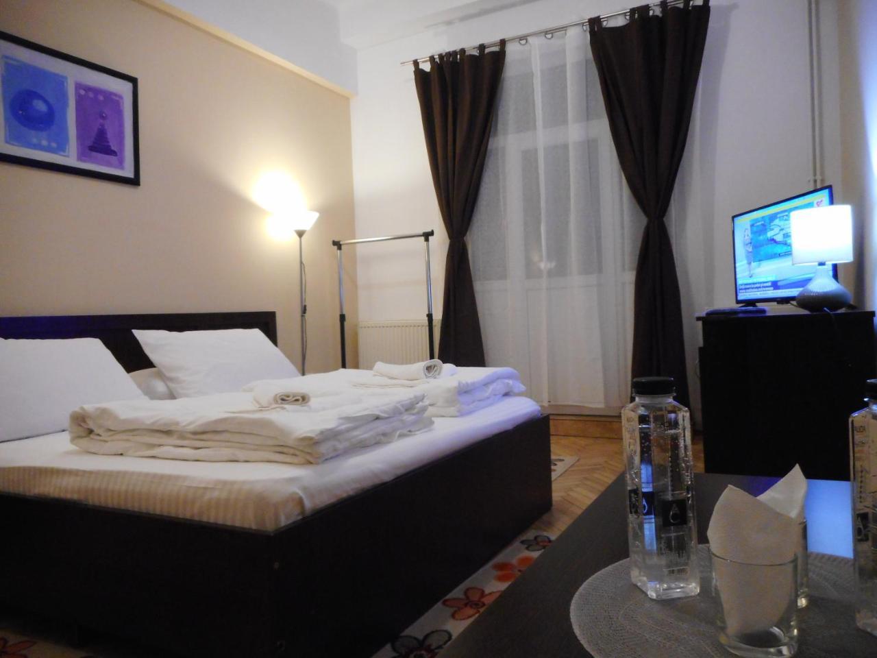 Hotel Holiday Victoria Victoria  Esterno foto